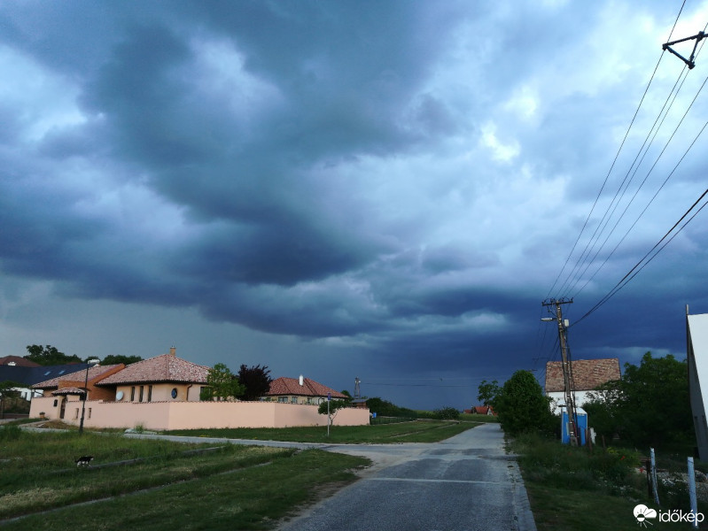 Észlelési fényképek