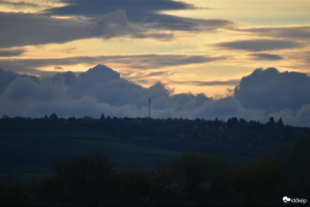 Naplemente nap nélkül 