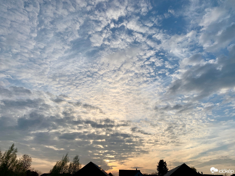 Észlelési fényképek