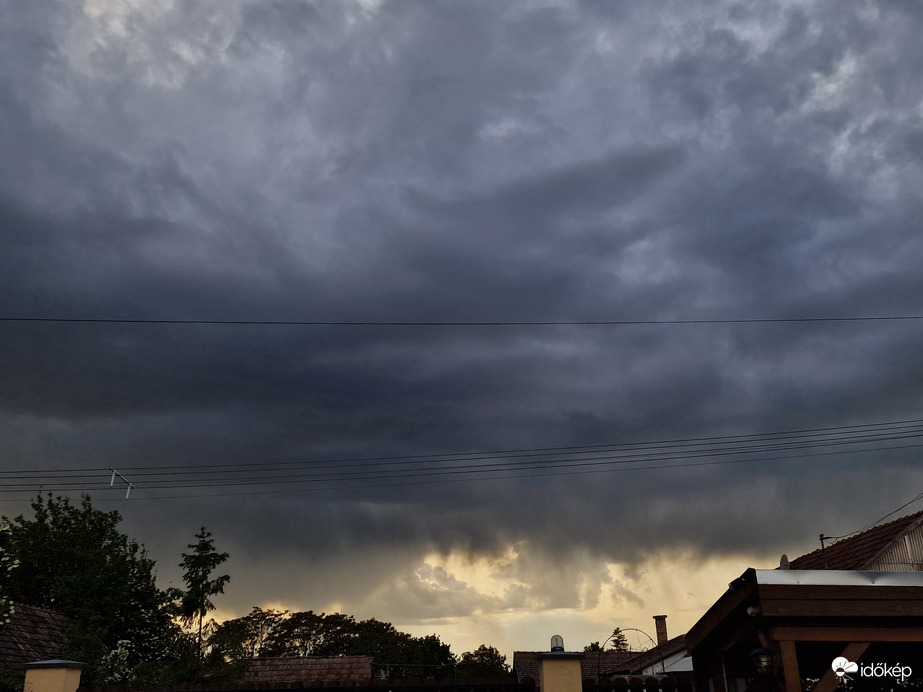 Érkező vihar 