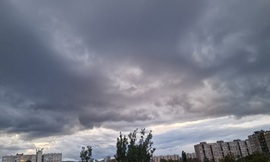 Kora esti felhők 2