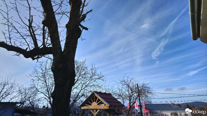 Észlelési fényképek