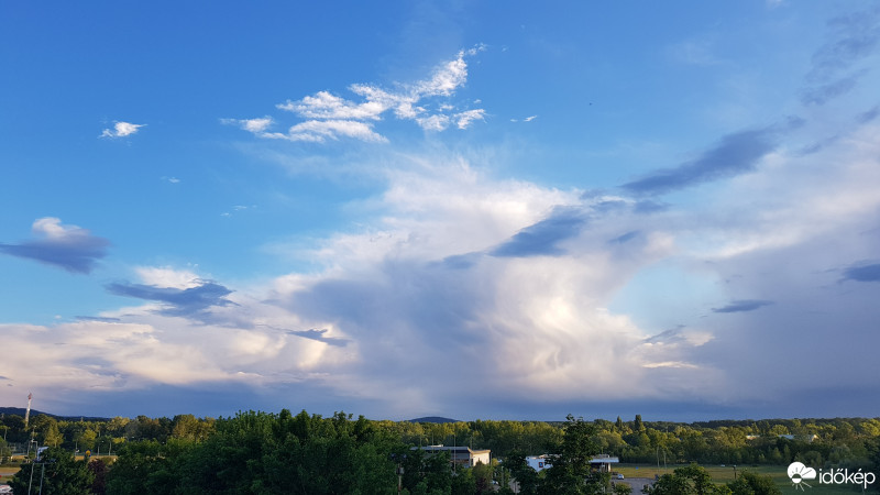 Észlelési fényképek