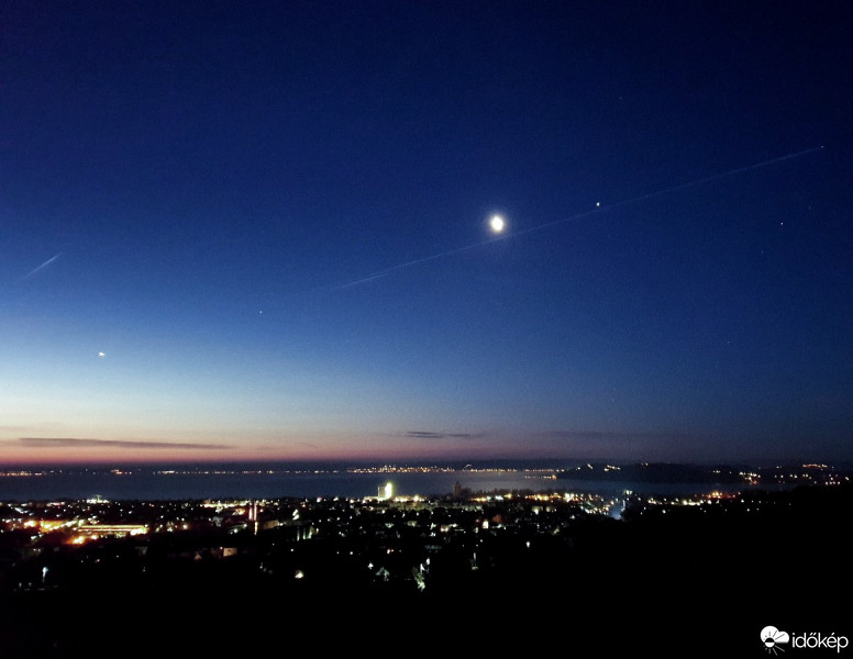 Észlelési fényképek