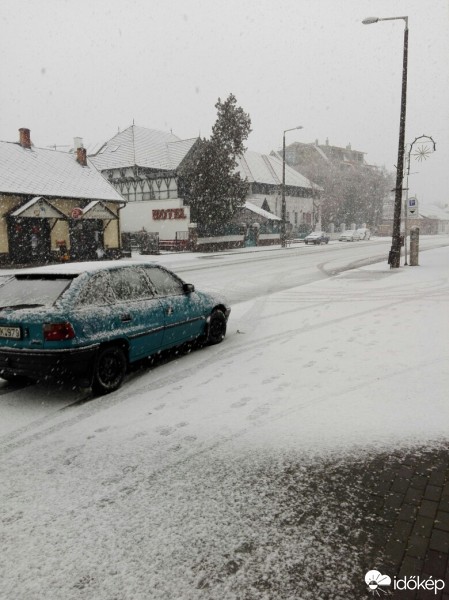 Észlelési fényképek