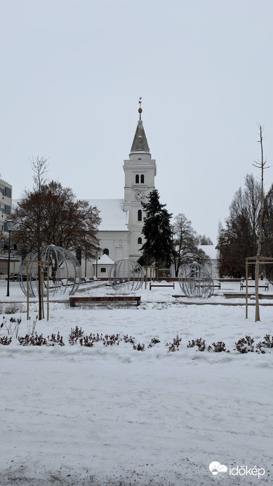 Ónos eső vs. Havazás