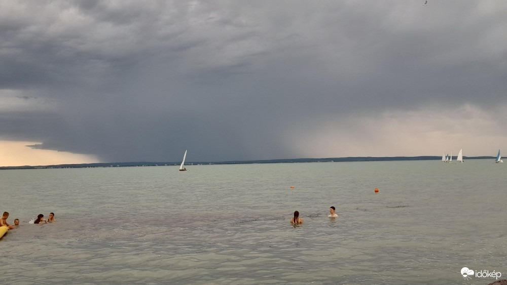 Balatonkenese