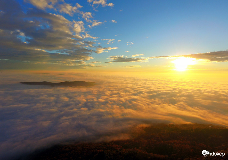 Csodalátvány a Badacsonyról !! Pazar élmény a felhők fölött 2017-11-11