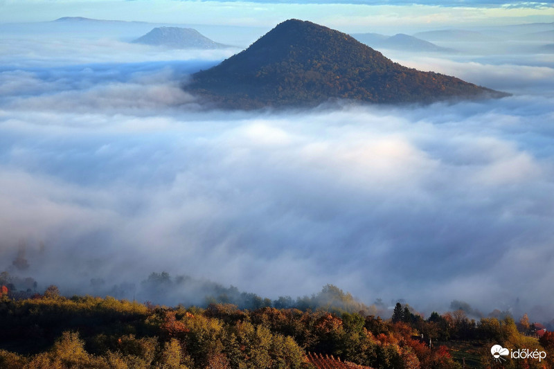 Csodalátvány a Badacsonyról !! Pazar élmény a felhők fölött 2017-11-11