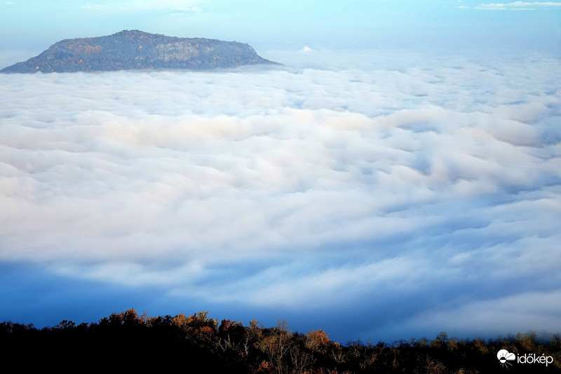 Csodalátvány a Badacsonyról !! Pazar élmény a felhők fölött 2017-11-11