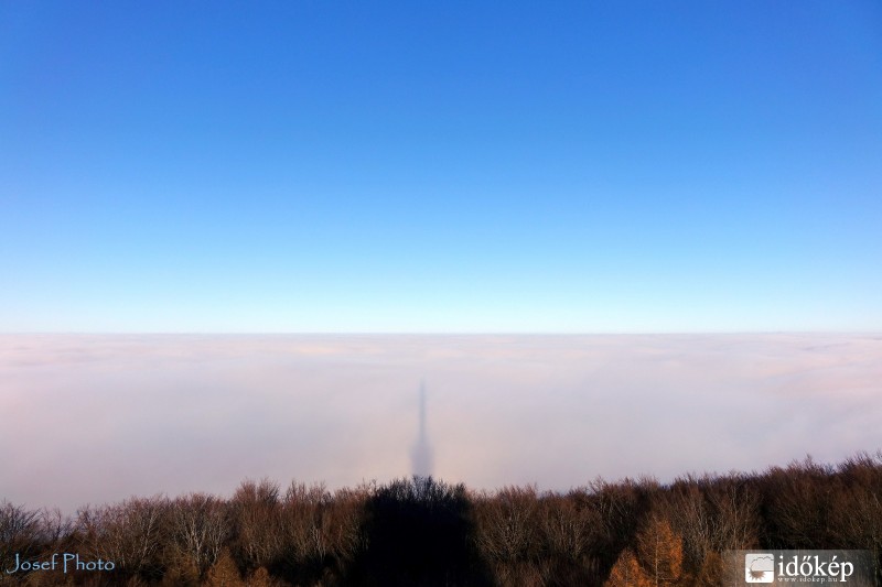Elképesztő panoráma a felhők felett a kékesi TV kilátóból ,2015.12.07.