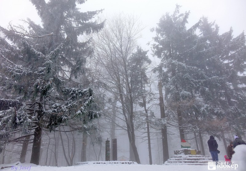 Igazi És Szép Téli Idő Kékestetőn A Nemzeti Ünnepünkön. 2016.03.15