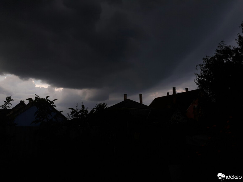 Észlelési fényképek