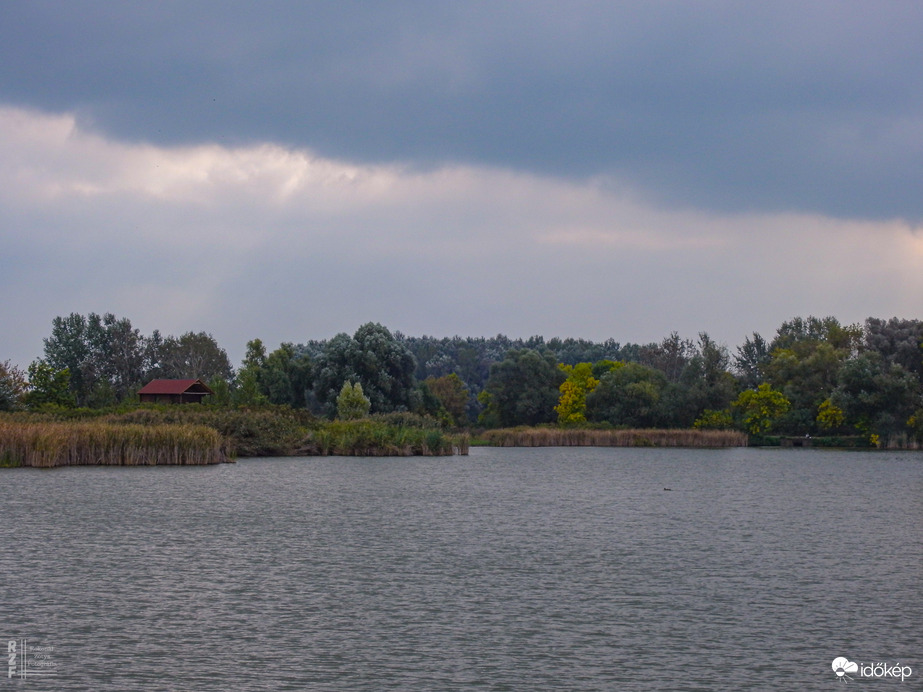 A Kis-Tisza színei ősszel Tiszalökön