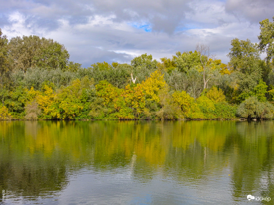 Őszi álom a tiszalöki Nagy-Tisza partján