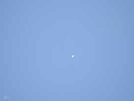 Érdekes objektum Tiszalök felett. Meteorológiai ballon?