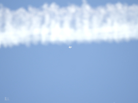 Érdekes objektum Tiszalök felett. Meteorológiai ballon?