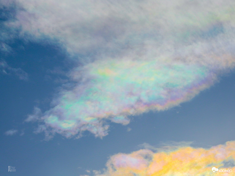 Még néhány további irizáló felhő pár perccel később Tiszalökről