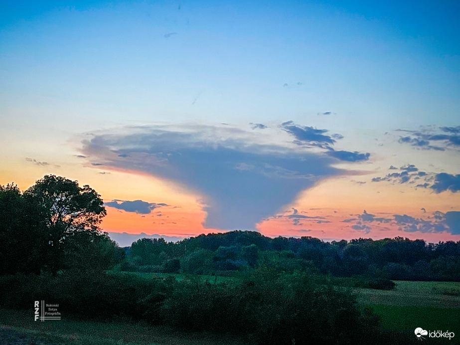 Tiszalökről valószínűleg a Szendrő feletti üllő 