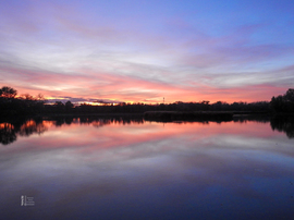 Halloweeni színes naplemente alkalomhoz illően Tiszalökön 