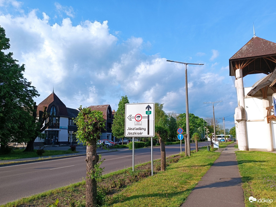 Jászapáti