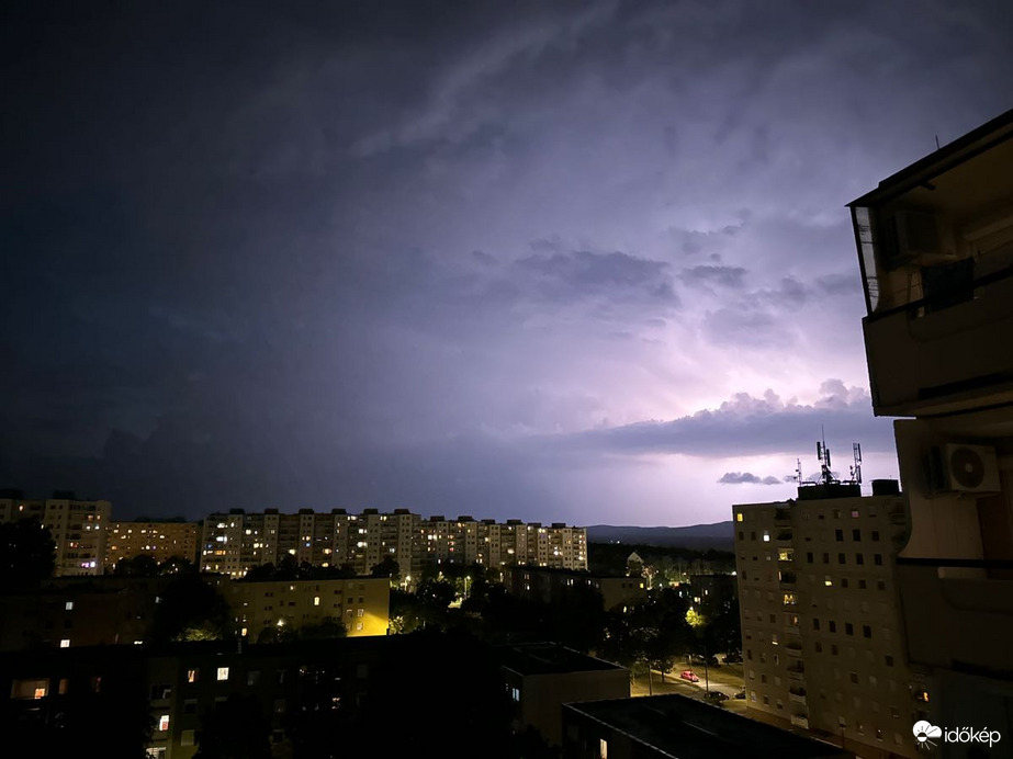 Észlelési fényképek