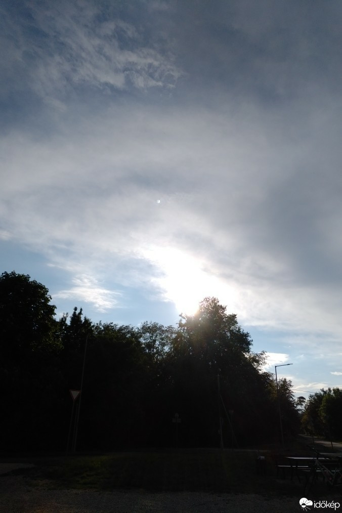 Észlelési fényképek