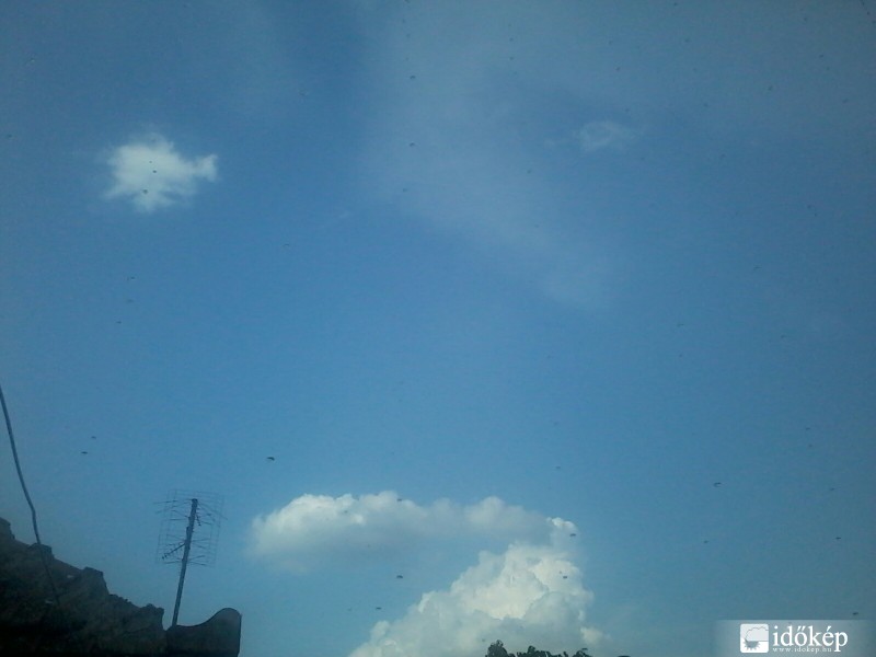 Észlelési fényképek