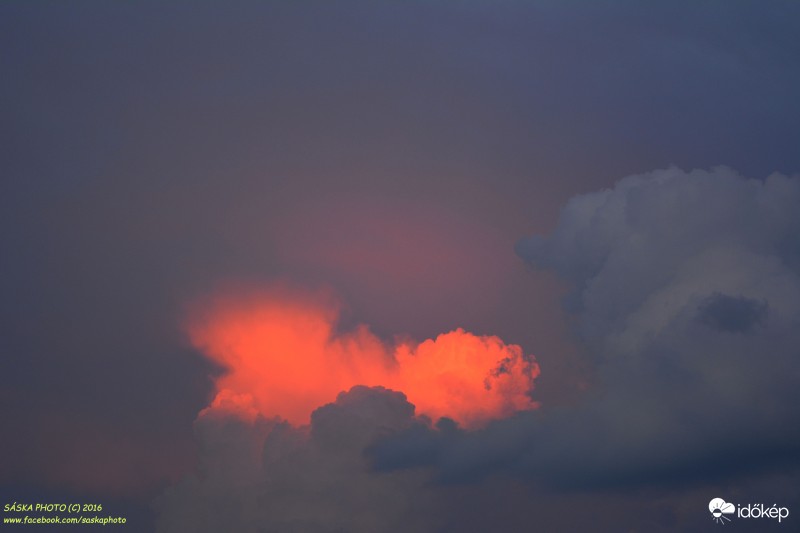 Vörös felhő