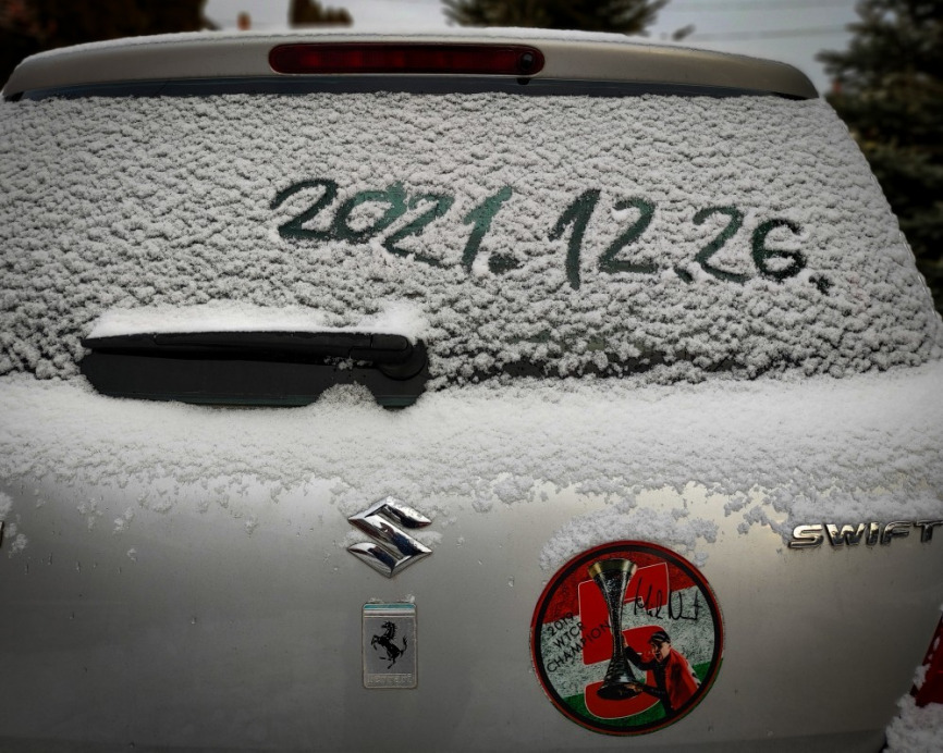 Észlelési fényképek