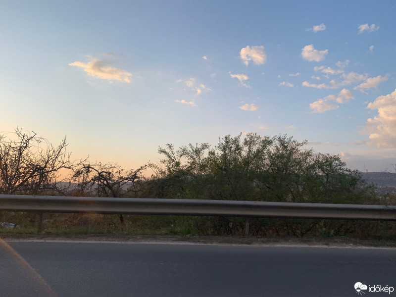 Észlelési fényképek