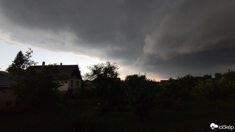 Észlelési fényképek