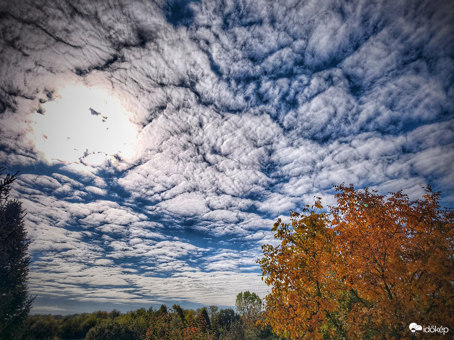 Októberi égi jégtáblák