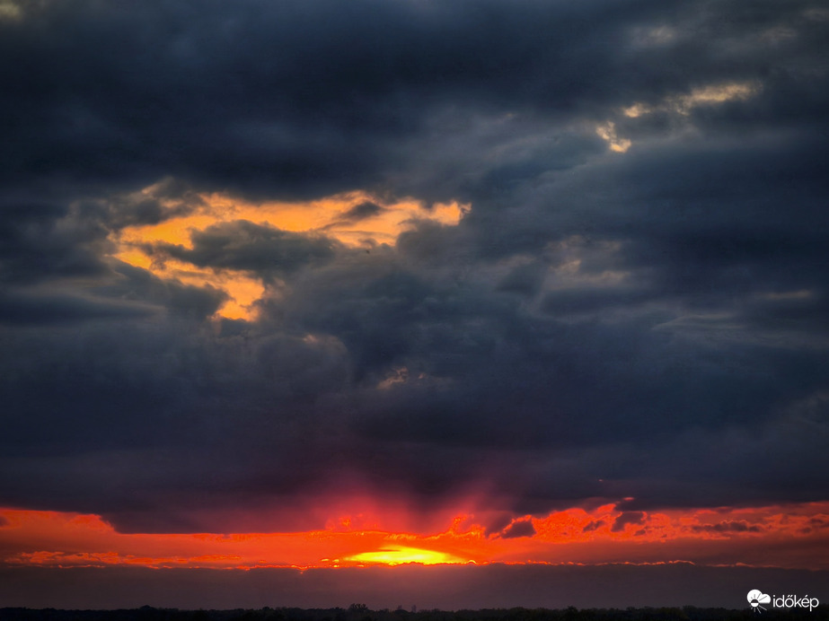 Egy kis naplementi vetítés