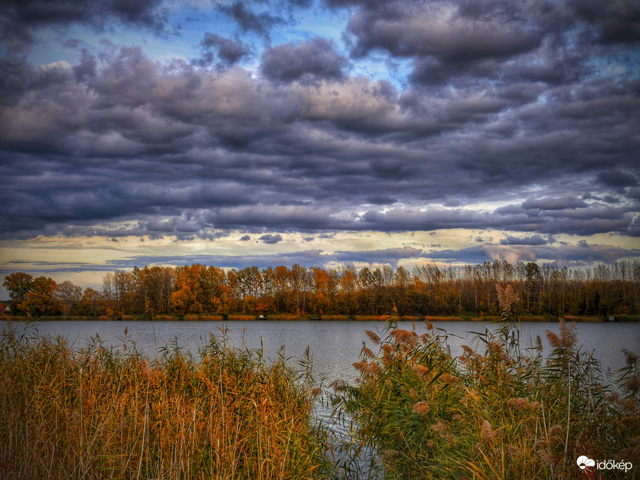 November a Ráckevei-Dunán
