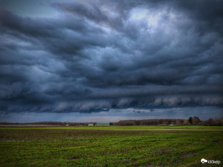Érkezik a második hullám