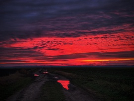 Lassan elköszönő égi színvarázs