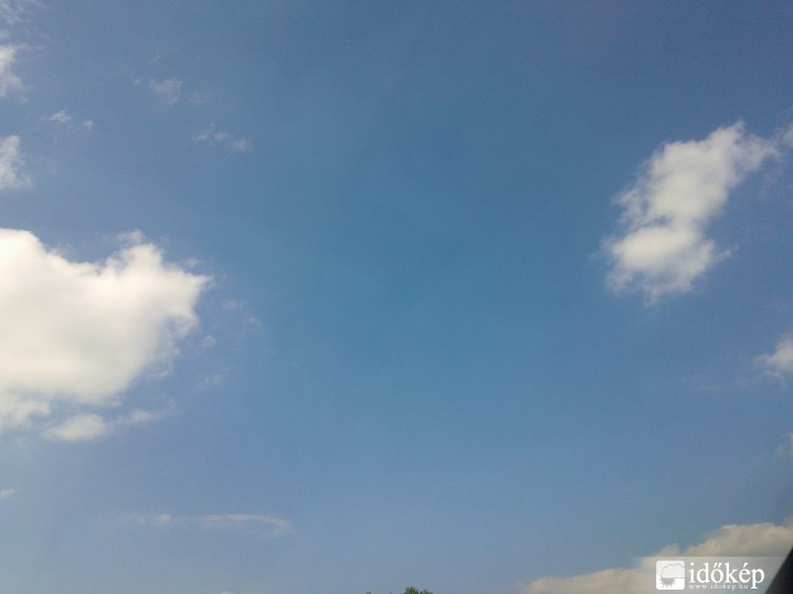 Észlelési fényképek