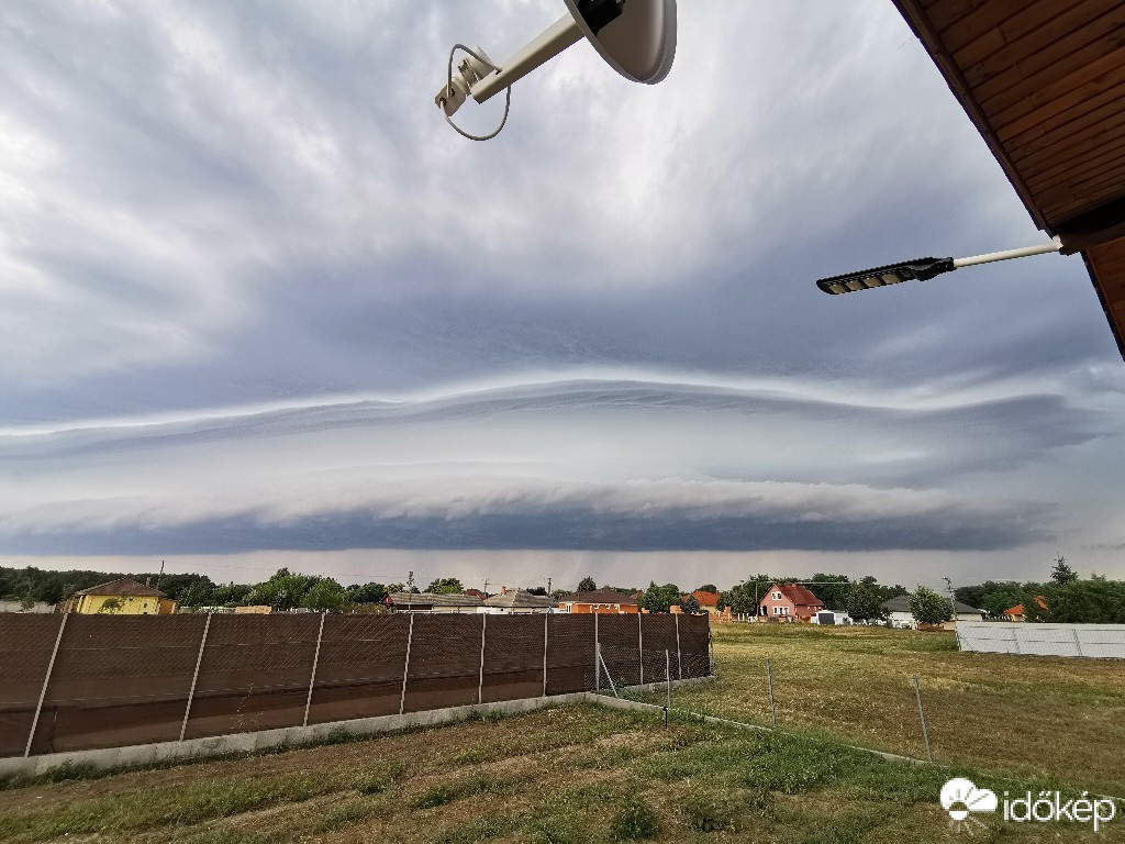 Észlelési fényképek