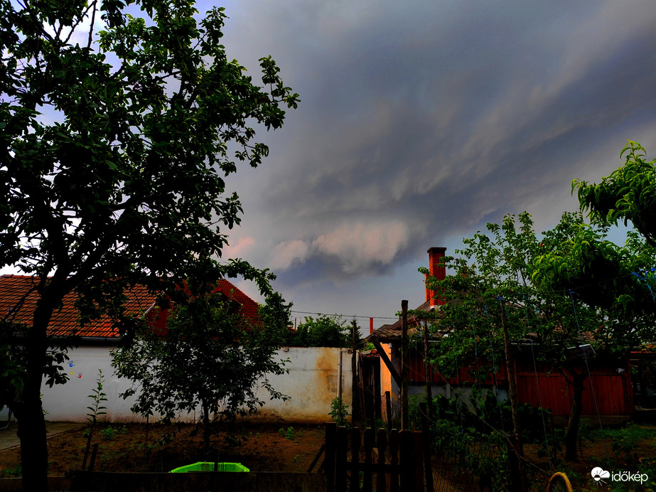 Észlelési fényképek