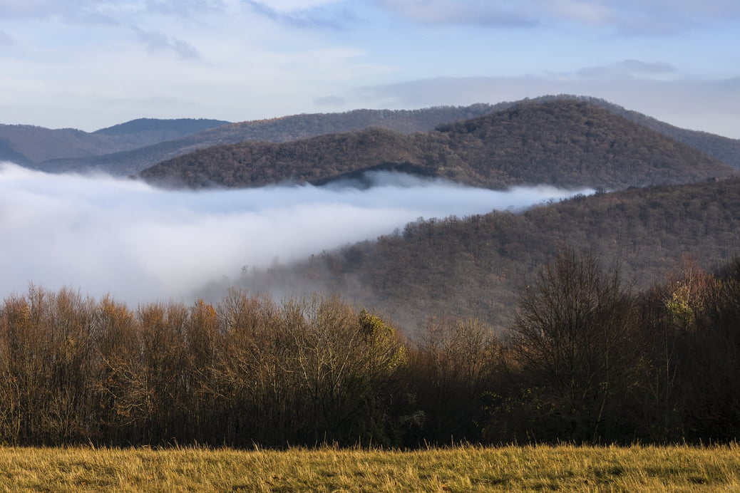 Ködös kilátás a Kecskehát-Rétről.