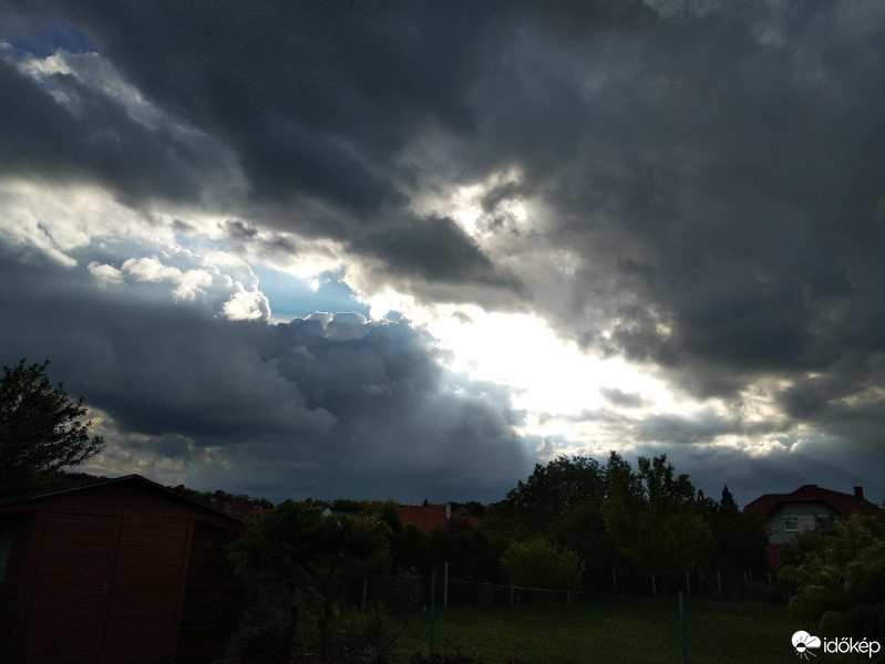 Észlelési fényképek