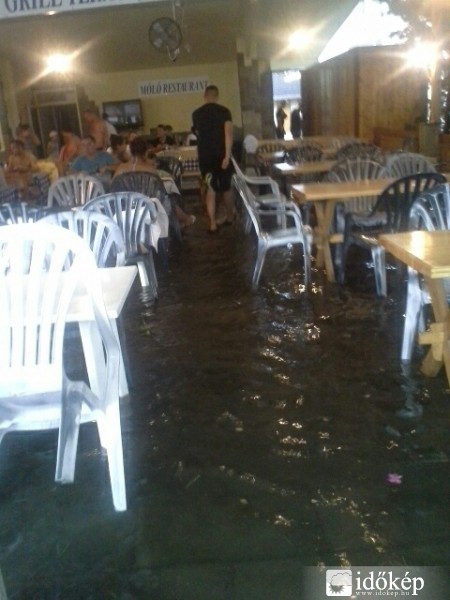 Észlelési fényképek