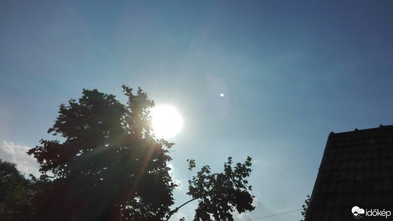 Észlelési fényképek