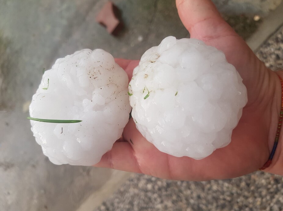 Olasz jégeső 07.07. - Fotó: Daniel E Beatrice Bettarello