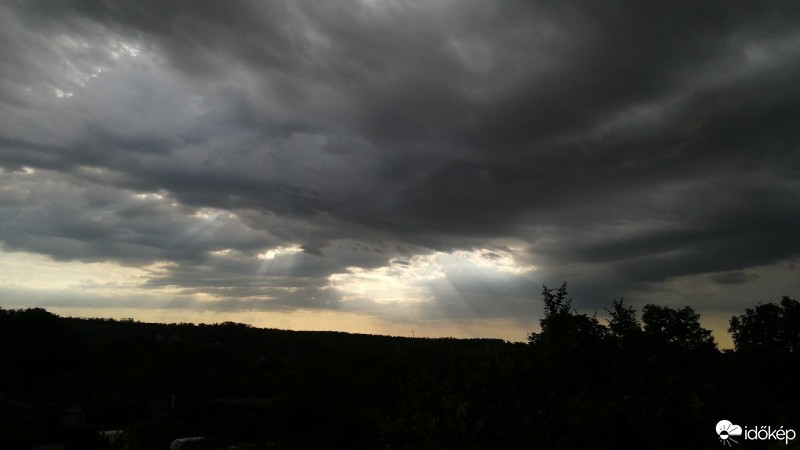 Észlelési fényképek