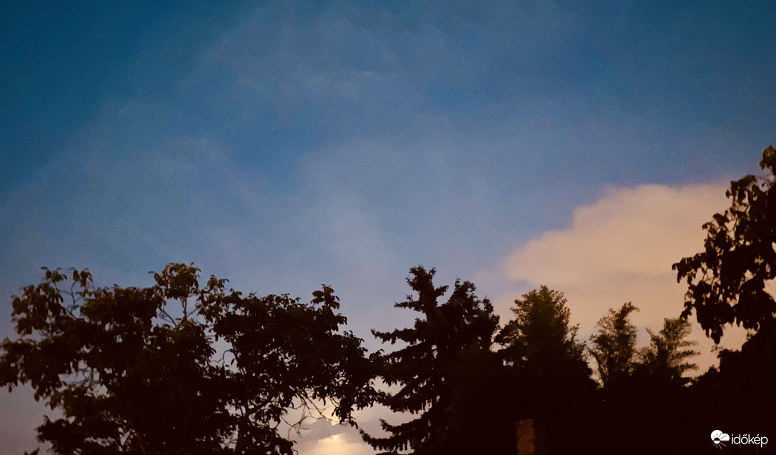 Észlelési fényképek