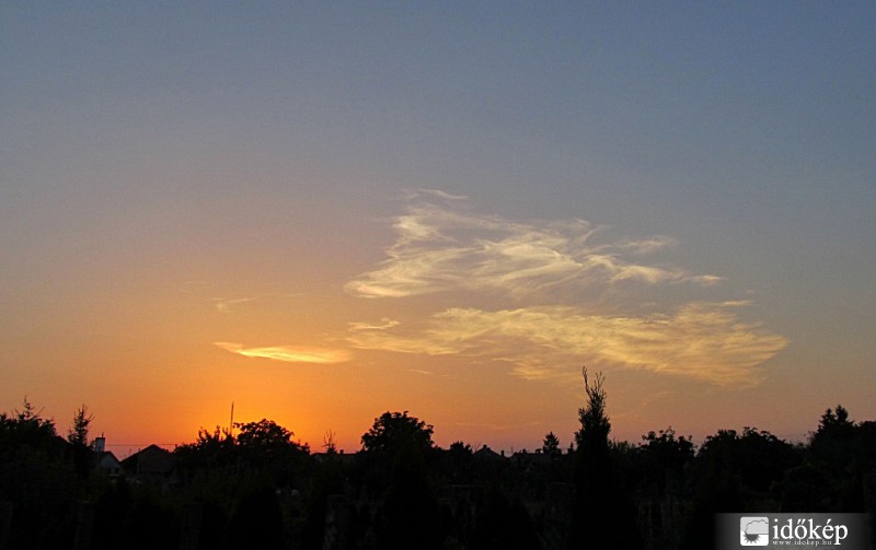 Cirrus.
