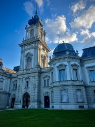 Naplemente előtt a keszthelyi kastélyparkban