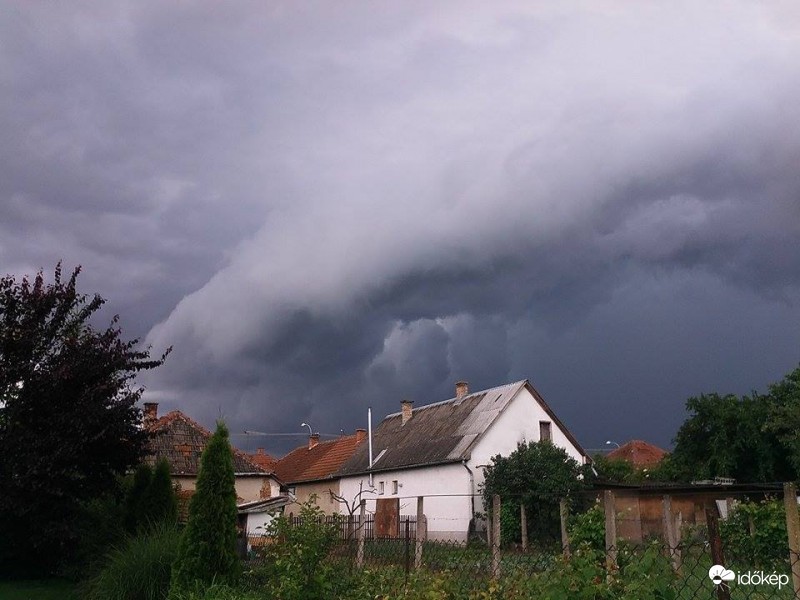 Észlelési fényképek